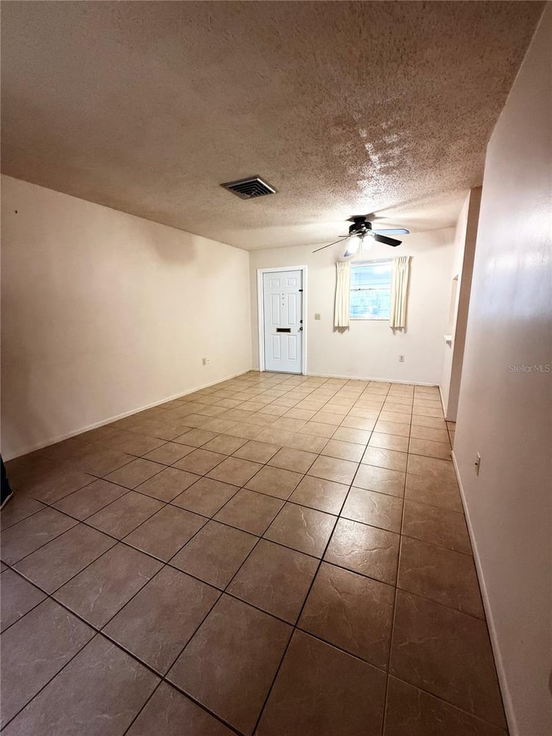 5994 Hibiscus Dr, Bradenton, FL 34207