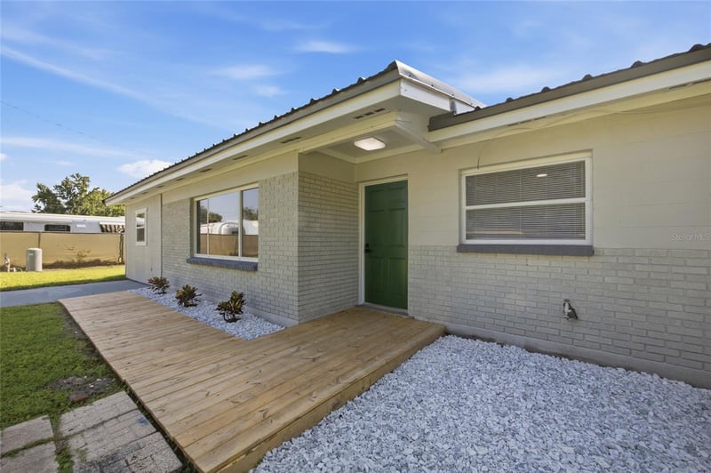 3502 Liles Ln, Plant City, FL 33563