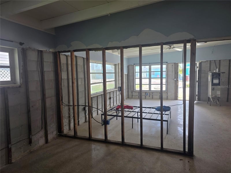 14230 Bayshore Dr, Madeira Beach, FL 33708