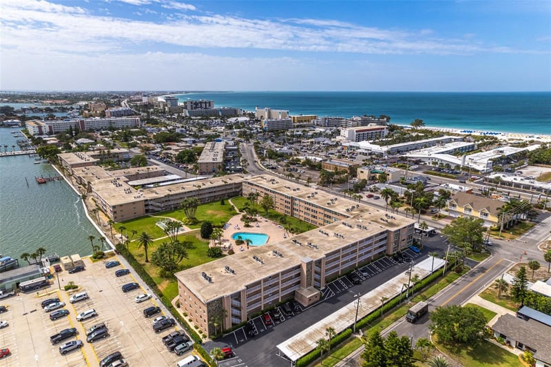 6363 Gulf Winds Dr #437, St Pete Beach, FL 33706