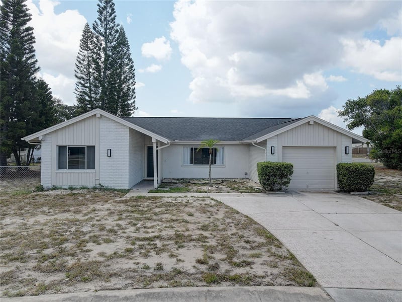 3718 Penrick Dr, Holiday, FL 34691