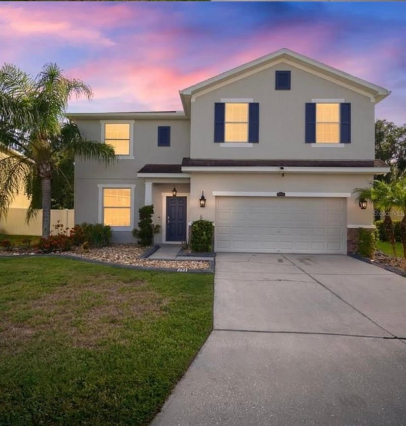 2623 Holly Bluff Ct, Plant City, FL 33566