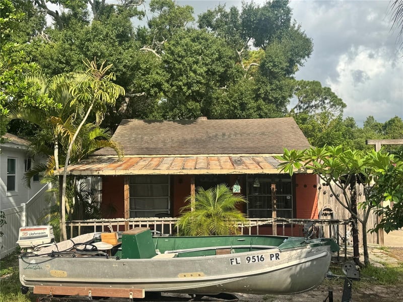 4680 40th St, St Petersburg, FL 33714