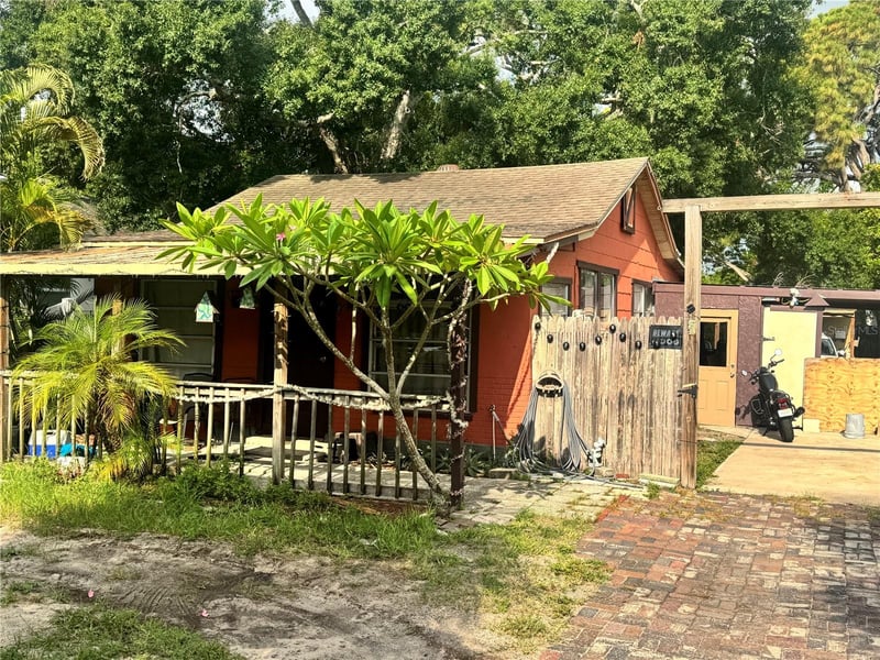 4680 40th St, St Petersburg, FL 33714