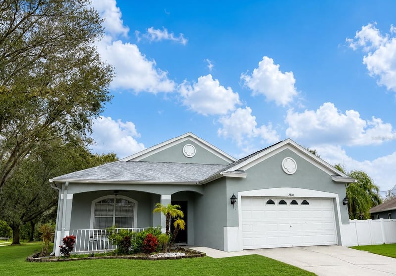 2510 Butterfly Landing Dr, Land O Lakes, FL 34638