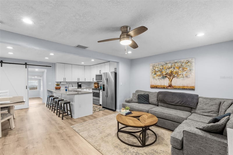 1504 Kirby St, Tampa, FL 33604