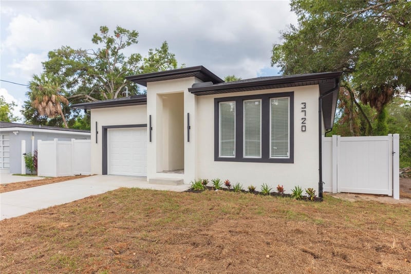 3720 32nd , Tampa, FL 33610