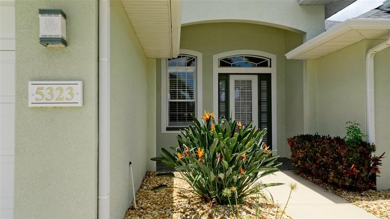5323 90th Avenue Cir, Parrish, FL 34219