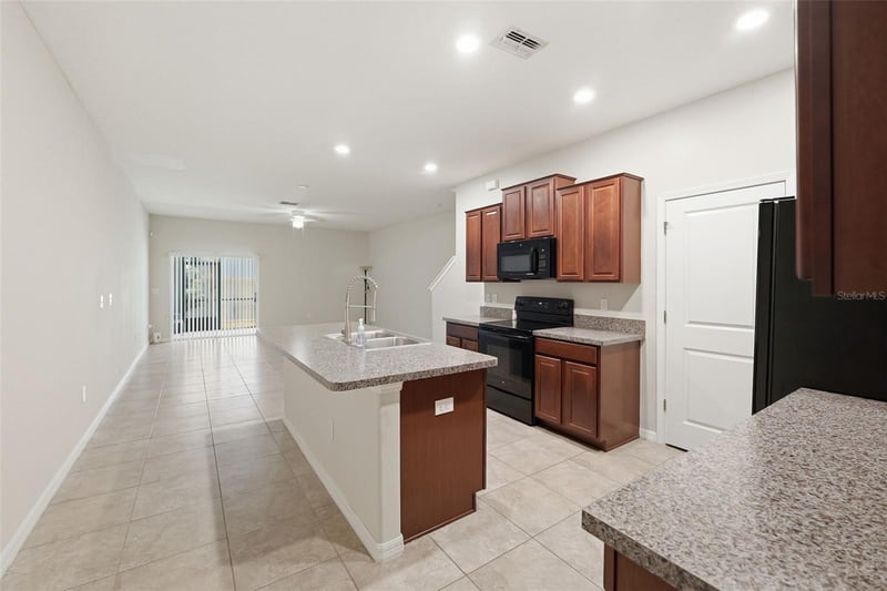10407 Lake Montauk Dr, Riverview, FL 33578