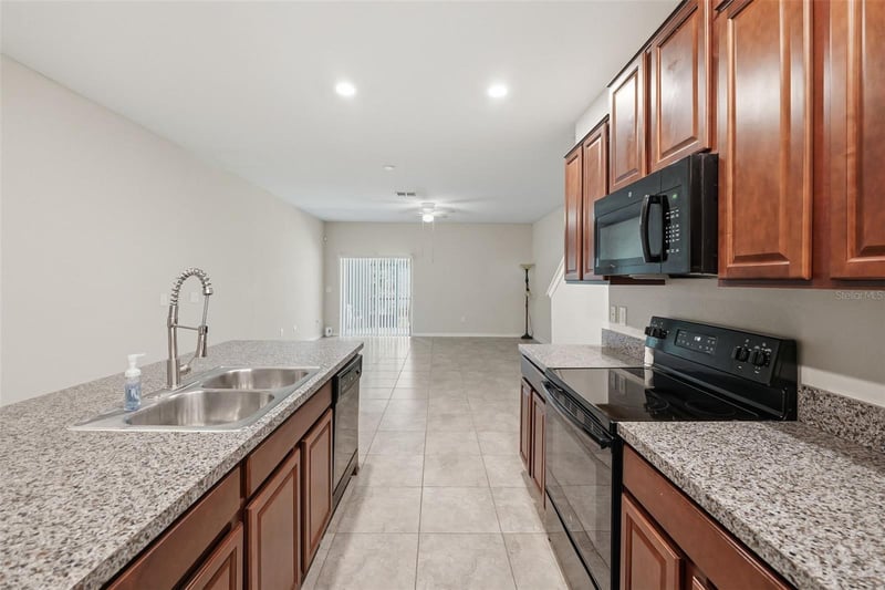 10407 Lake Montauk Dr, Riverview, FL 33578