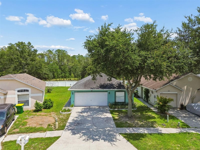 5936 Lake Front Dr, Wesley Chapel, FL 33545