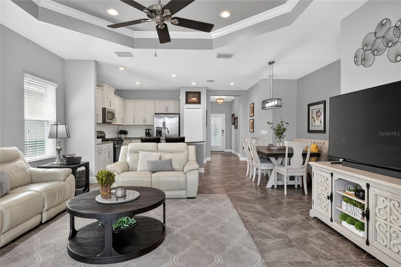 13529 Circa Crossing Dr, Lithia, FL 33547