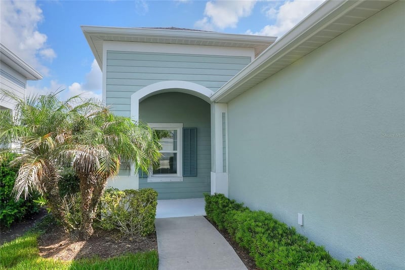 13531 Circa Crossing Dr, Lithia, FL 33547