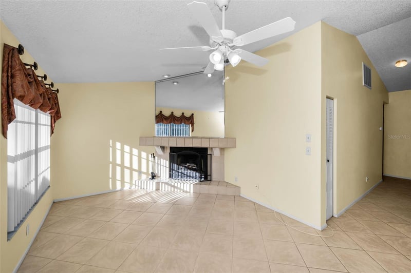 3500 Magnolia Ridge Cir #405, Palm Harbor, FL 34684