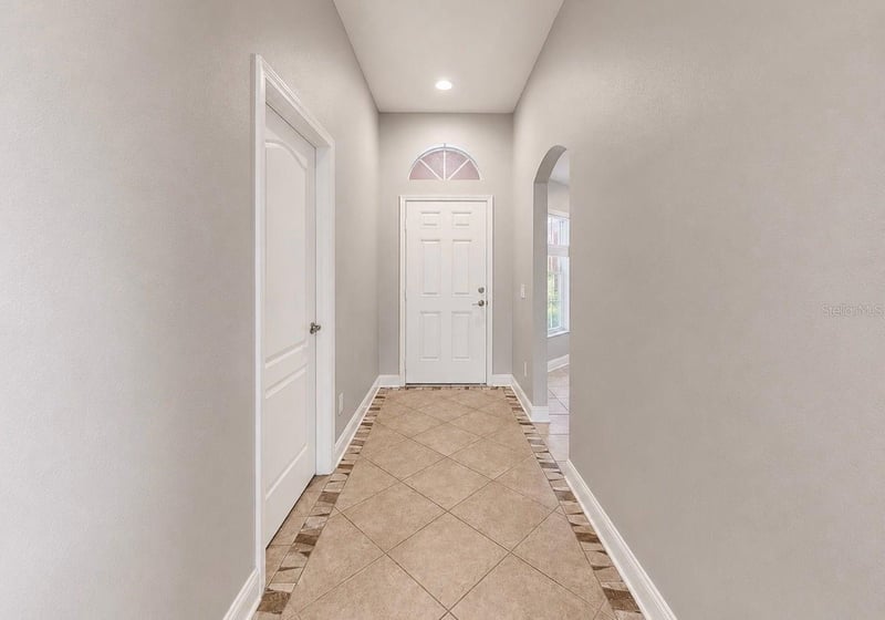 1836 Raven Glen Dr, Ruskin, FL 33570
