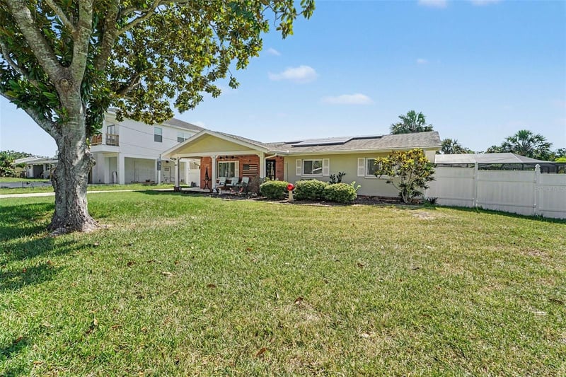 8639 Green St, Port Richey, FL 34668
