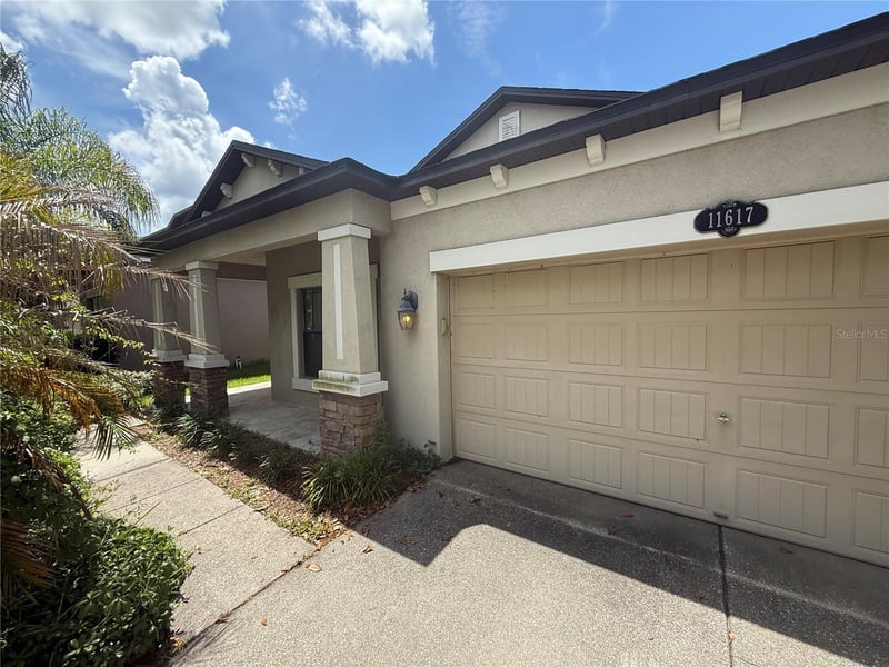 11617 Palmetto Pine St, Riverview, FL 33569