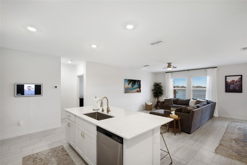 8732 Sunset Park Trl, Parrish, FL 34219