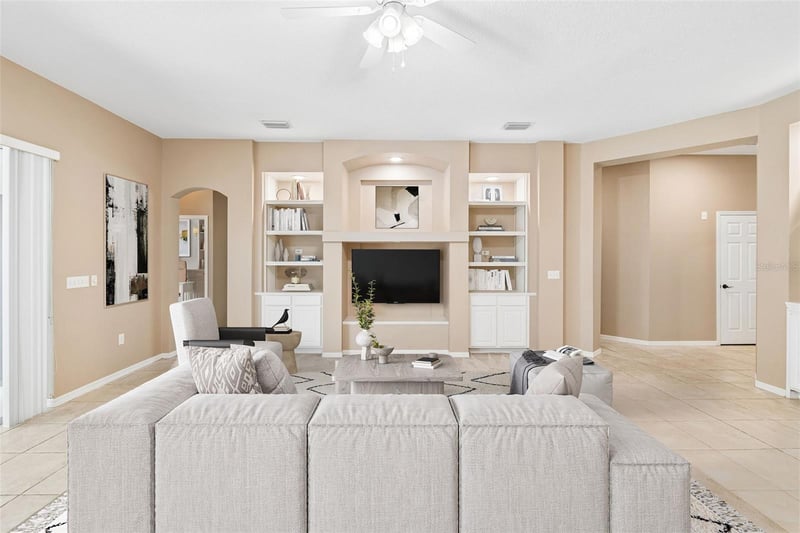 12307 Breton Oak Ln, Riverview, FL 33569