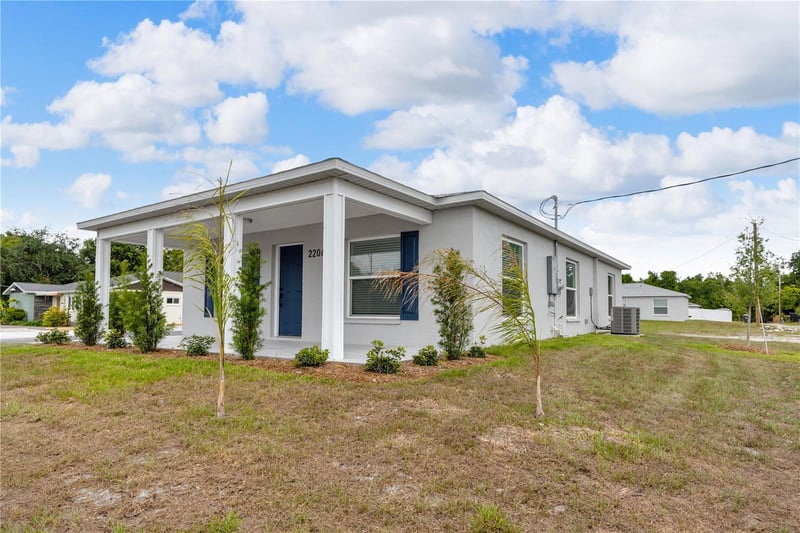 2206 53rd Ave, Bradenton, FL 34203
