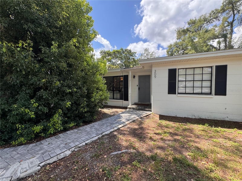 309 Deer Park Ave, Tampa, FL 33617