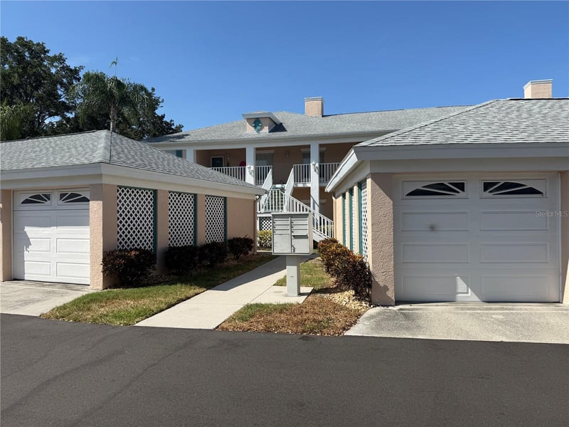 4211 Caddie Dr #202, Bradenton, FL 34203