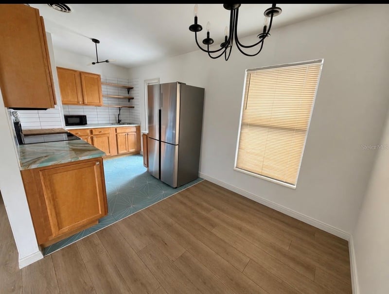 10111 Ola Ave, Tampa, FL 33612