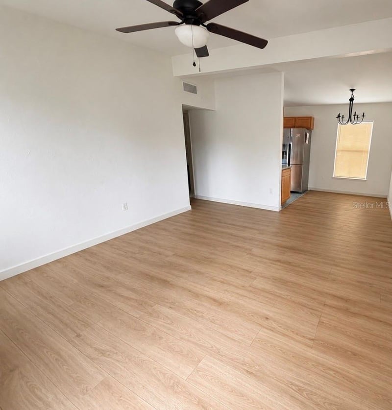 10111 Ola Ave, Tampa, FL 33612