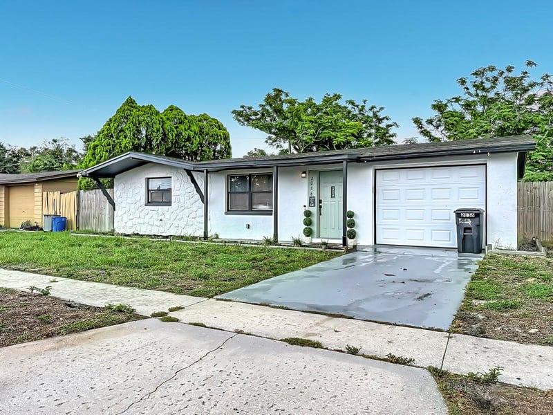 2036 Shannon Dr, Holiday, FL 34690