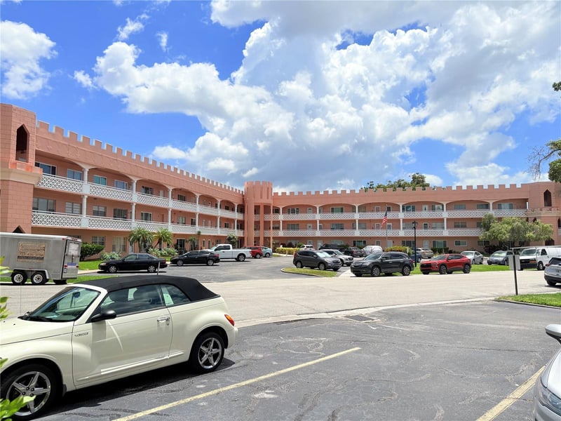 2457 Ecuadorian Way #17, Clearwater, FL 33763