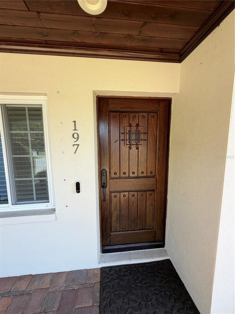197 Irwin St, Safety Harbor, FL 34695