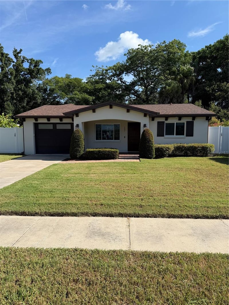197 Irwin St, Safety Harbor, FL 34695