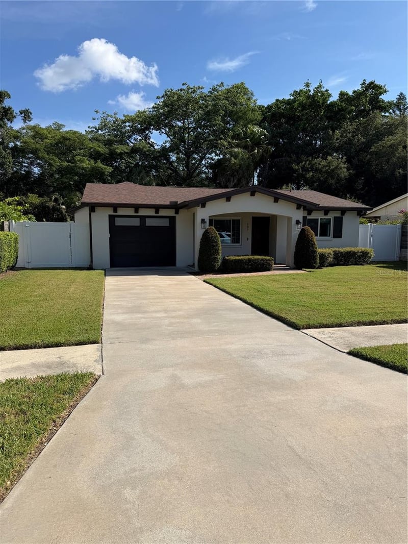 197 Irwin St, Safety Harbor, FL 34695