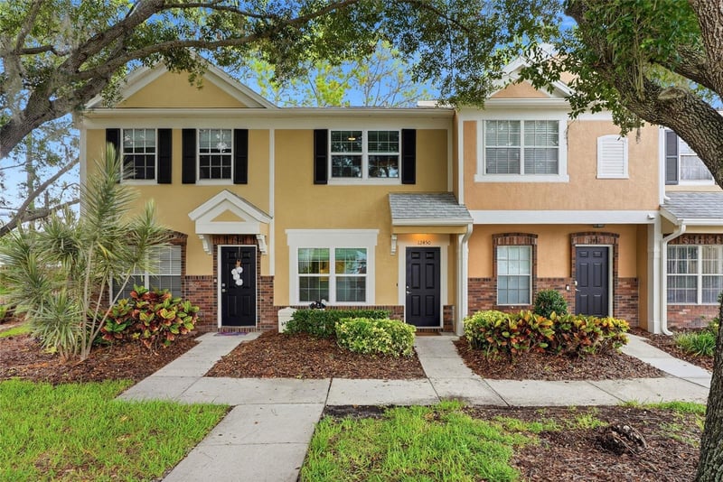 12450 Berkeley Square Dr, Tampa, FL 33626