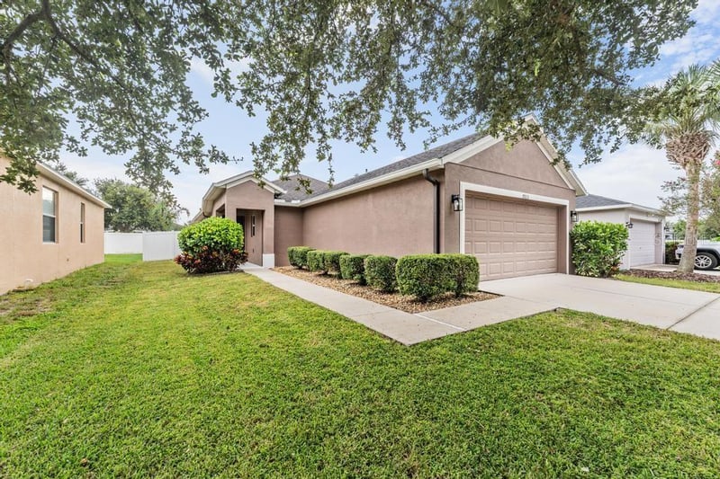 7013 Forest Mere Dr, Riverview, FL 33578