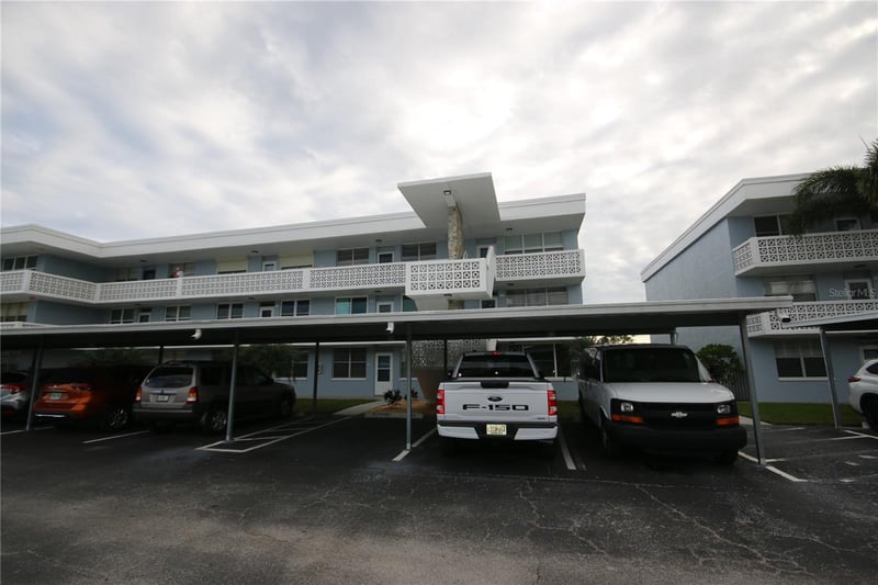 4880 Locust St #338, St Petersburg, FL 33703