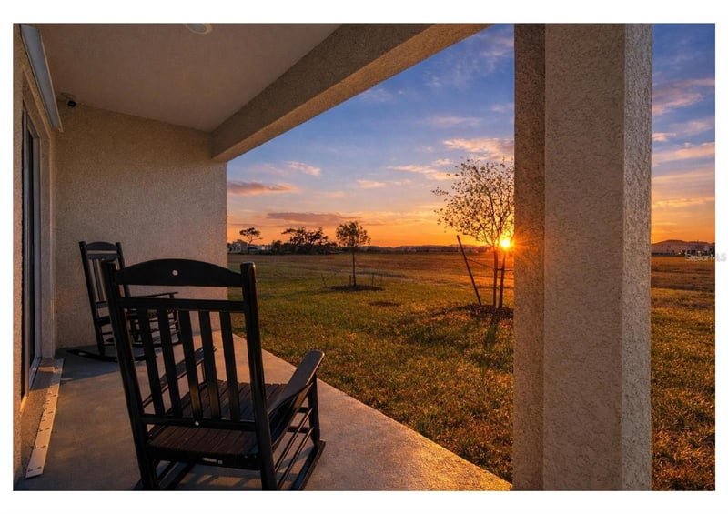 6250 Wandering Willow Dr, Wesley Chapel, FL 33545