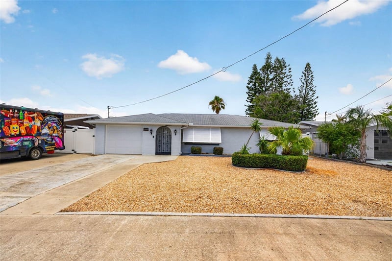 13626 Jennita Dr, Hudson, FL 34667