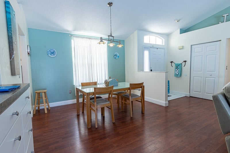 906 Wee Burn Pl, Sarasota, FL 34243