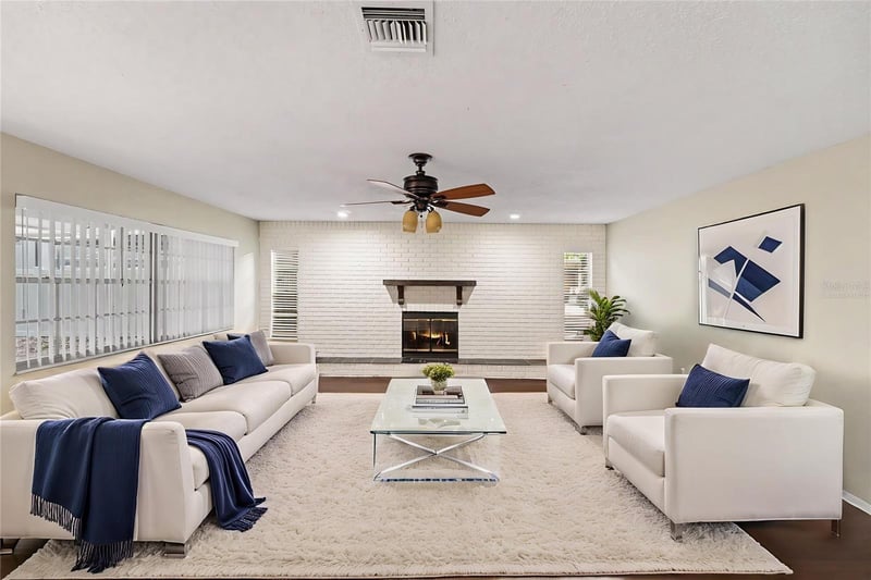 2431 Grove Ridge Dr, Palm Harbor, FL 34683