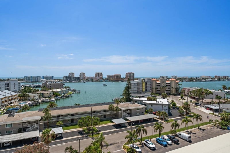 400 Island Way #904, Clearwater Beach, FL 33767