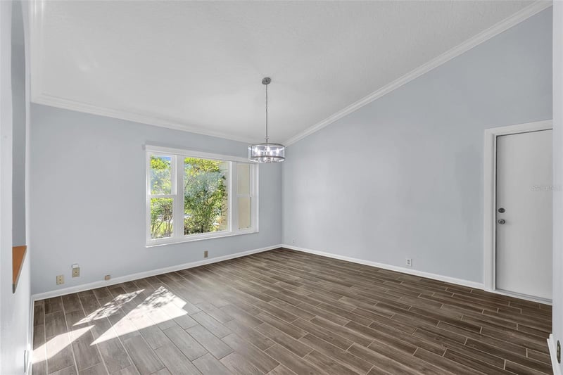 1702 Horseshoe Dr, Plant City, FL 33566