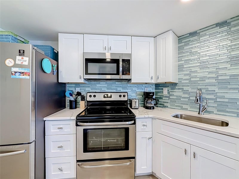 4000 Gulf Blvd #203, St Pete Beach, FL 33706