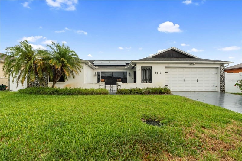 9415 Lake Chrise Ln, Port Richey, FL 34668