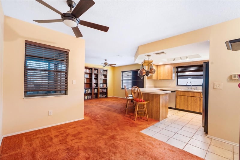9415 Lake Chrise Ln, Port Richey, FL 34668