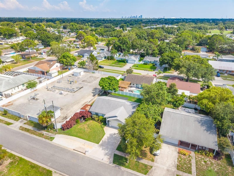 1848 77th Ave, St Petersburg, FL 33702