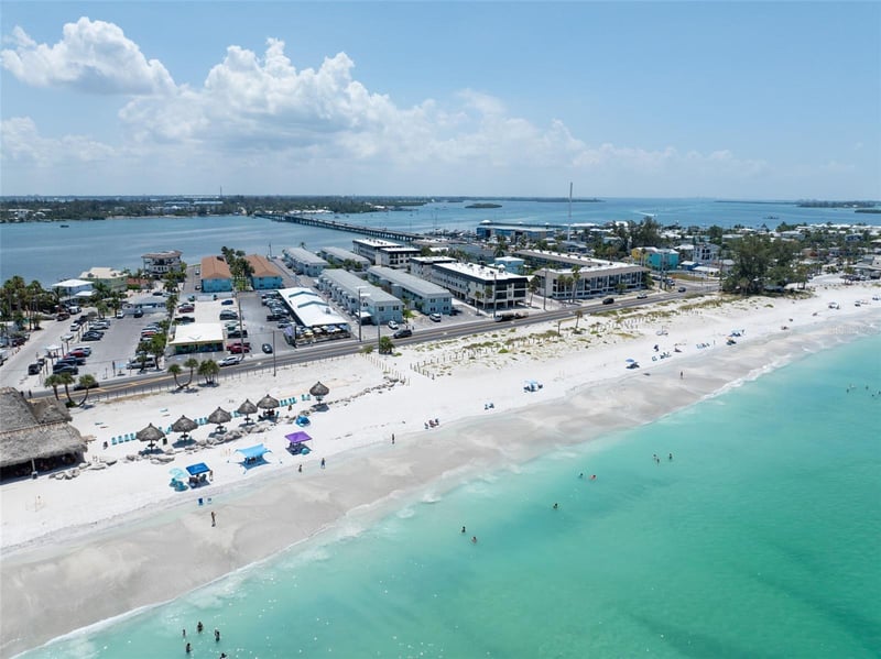 611 Gulf Dr #C27, Bradenton Beach, FL 34217