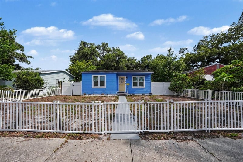 4678 13th Ave S, St Petersburg, FL 33711