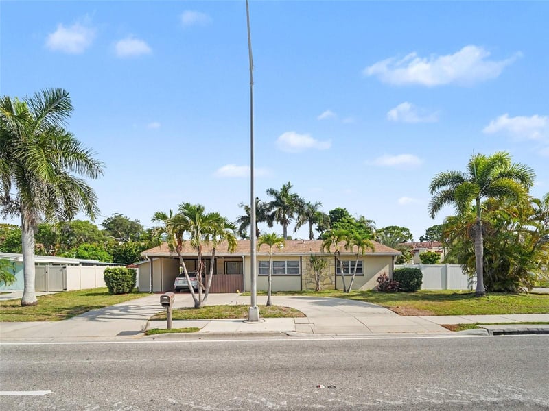 3103 Bayshore Gardens Pw, Bradenton, FL 34207