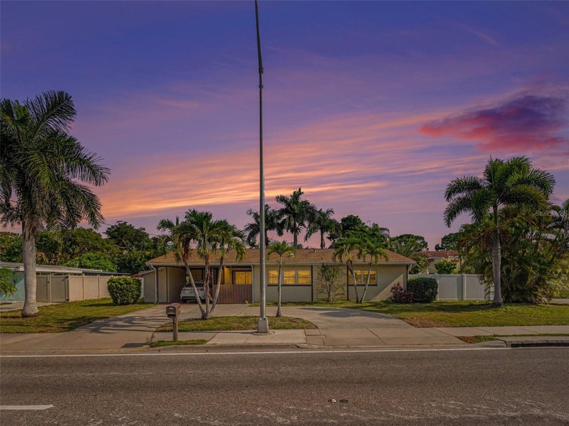 3103 Bayshore Gardens Pw, Bradenton, FL 34207